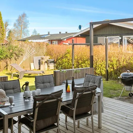 Semesterbostad Awesome In With Kitchen Børkop